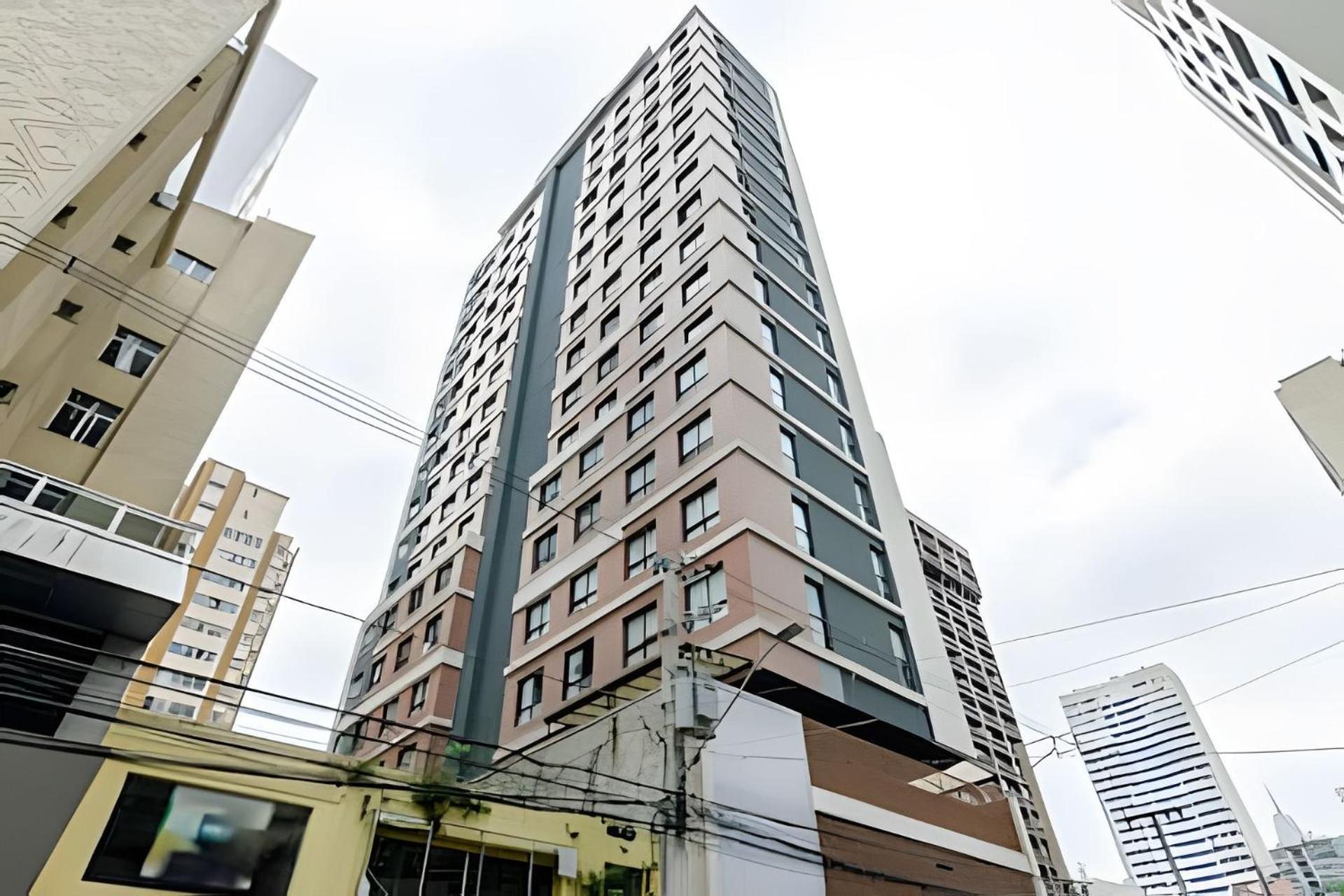 Easy Emiliano - Urooms Apartamento Curitiba