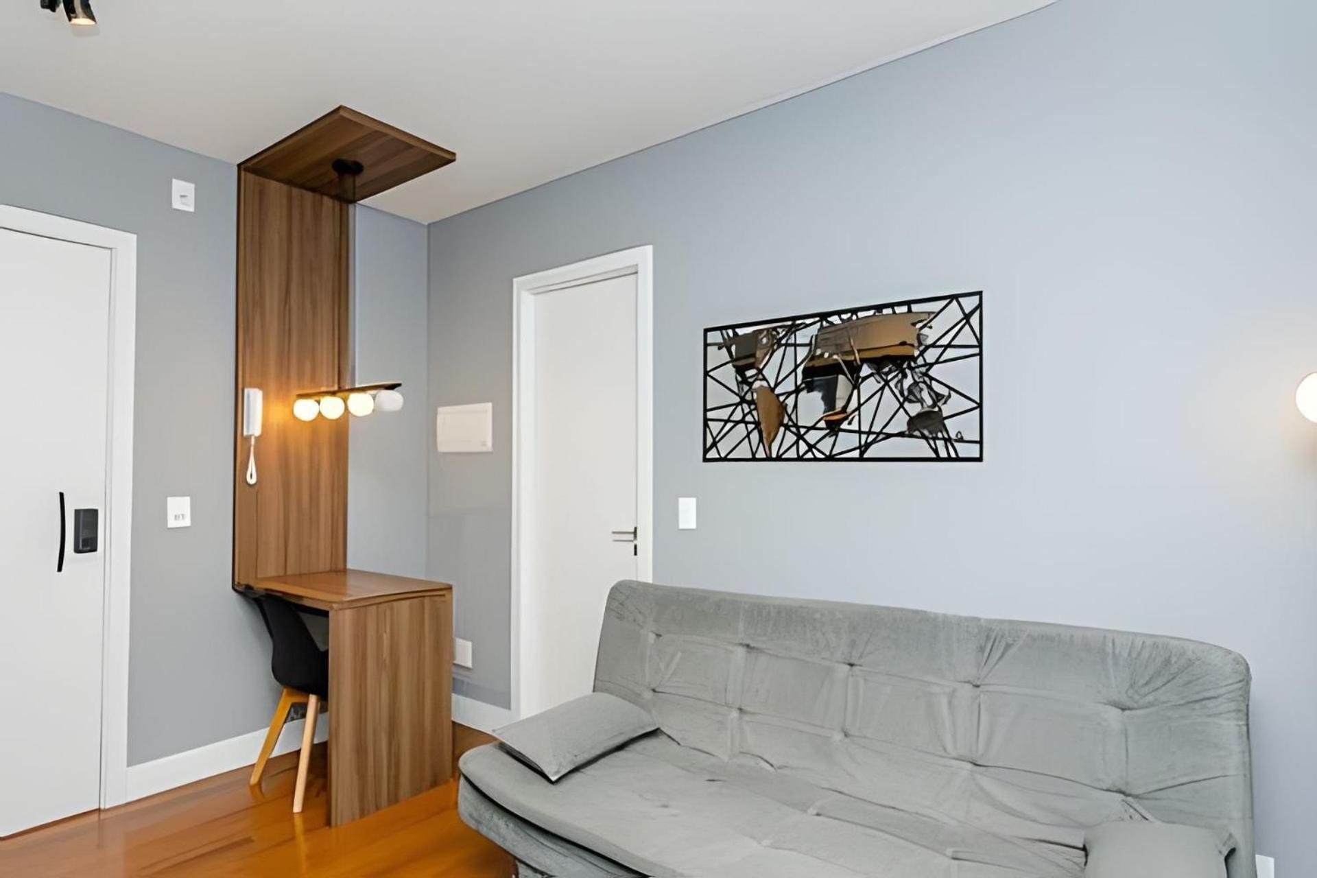 Easy Emiliano - Urooms * Curitiba