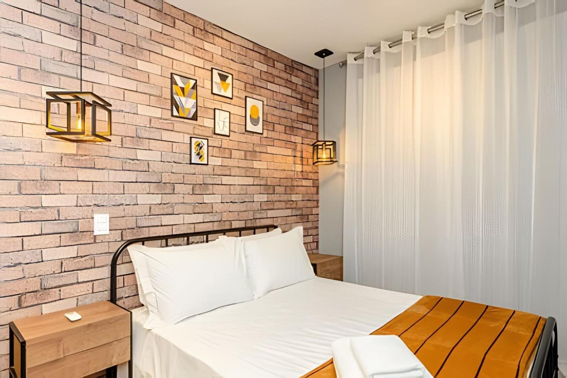 Apartamento Easy Emiliano - Urooms Curitiba